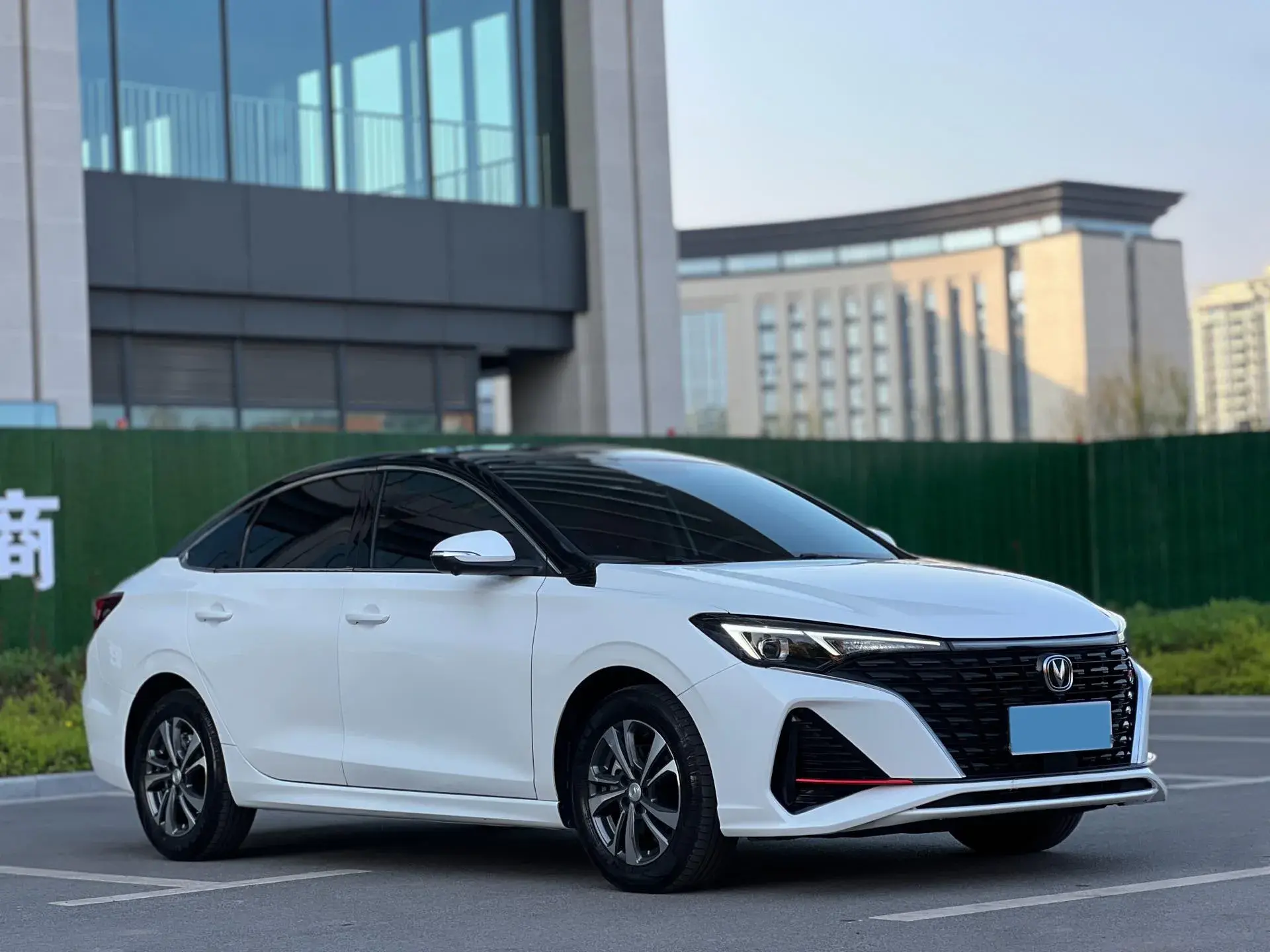 2024 CHANGAN EADO thumbnail 3