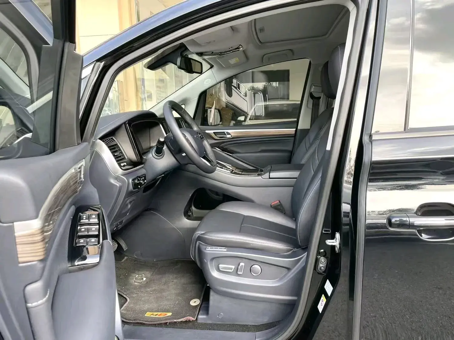 2021 GAC TRUMPCHI thumbnail 2