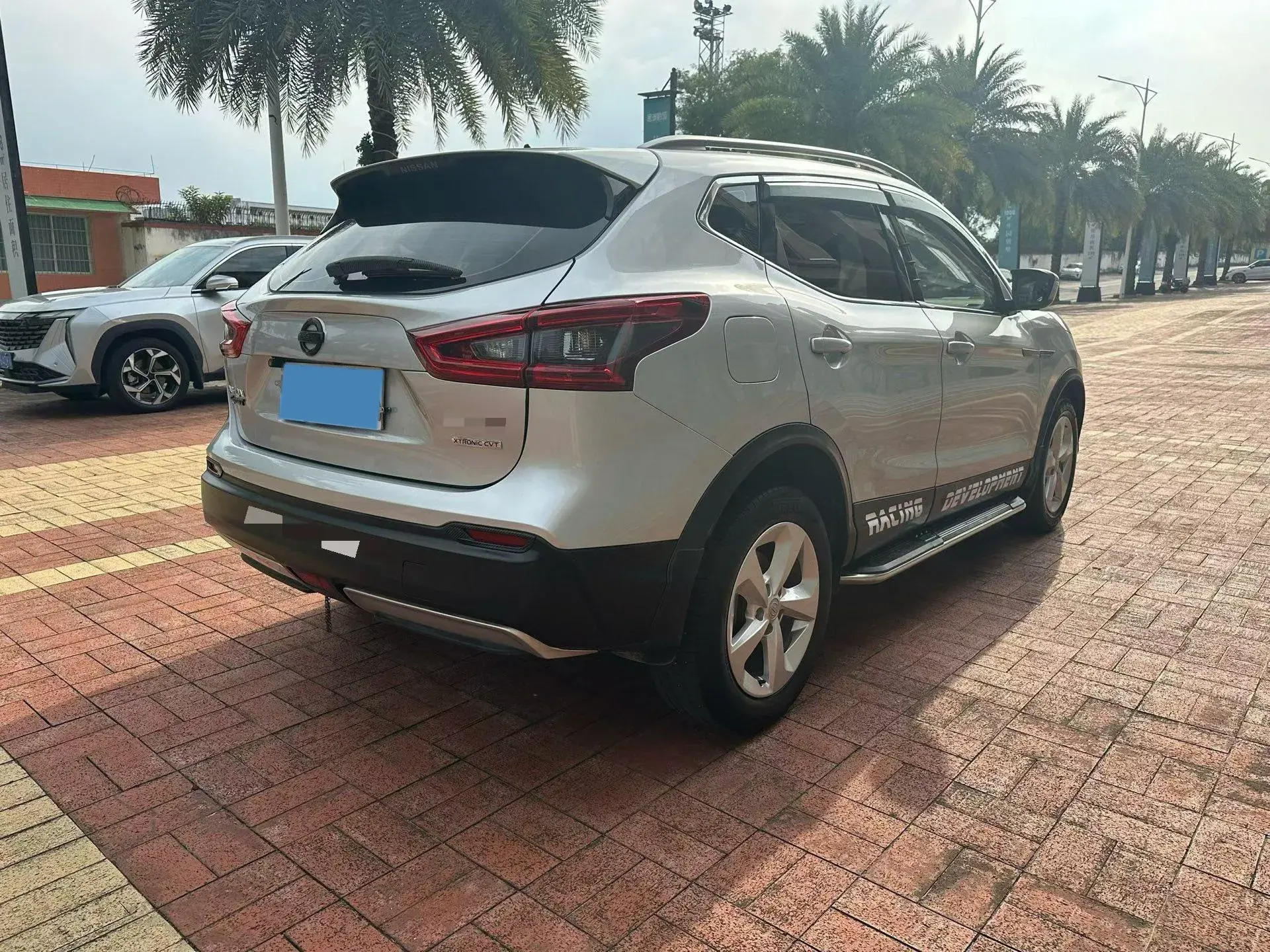 2021 NISSAN QASHQAI thumbnail 3