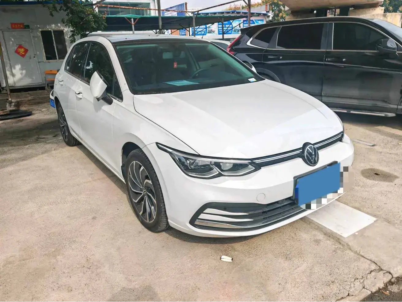 2023 VOLKSWAGEN GOLF thumbnail 3