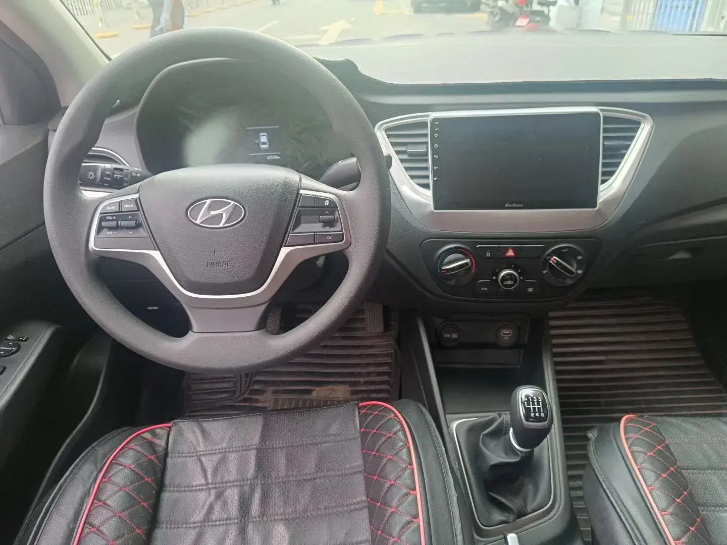 2020 HYUNDAI VERNA thumbnail 4