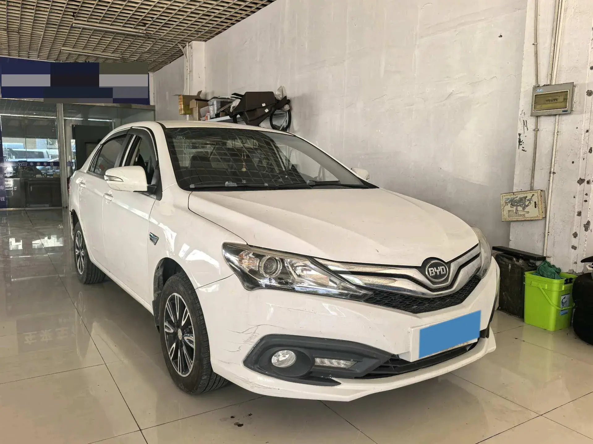 2018 BYD F3 thumbnail 2