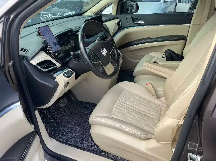 2023 BUICK GL8 thumbnail 3