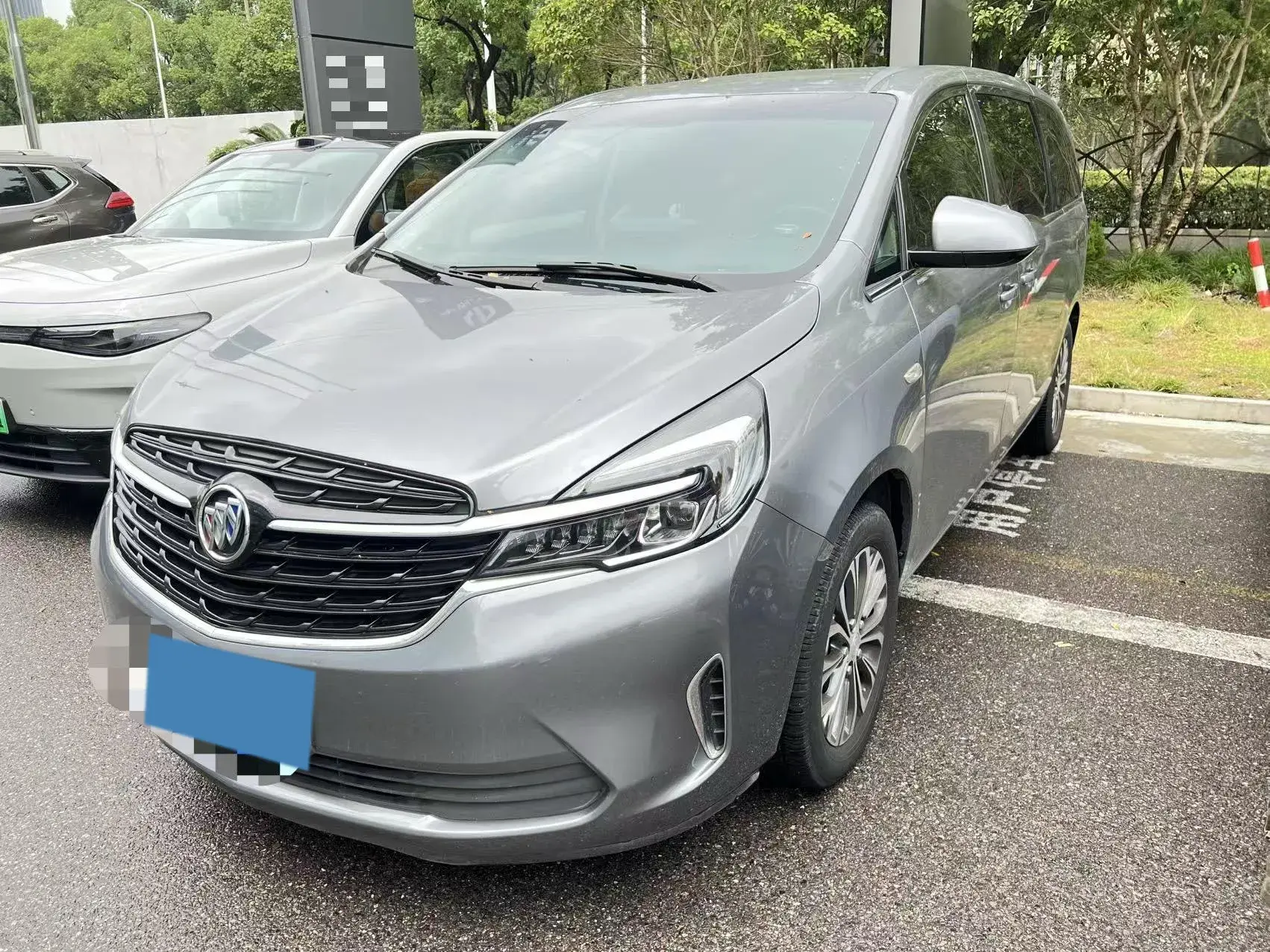 2020 BUICK GL8 view 1