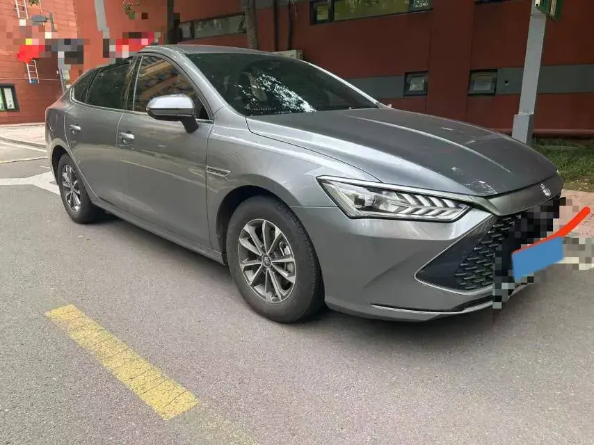 2021 BYD QIN thumbnail 2