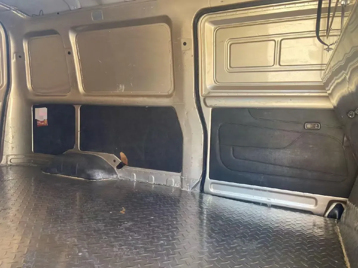 2020 WuLing RongGuang EV BEV 41.6KWH,autocango,china used car exporter,china ev exporter,chinese used car exporter,chinese used ev exporter