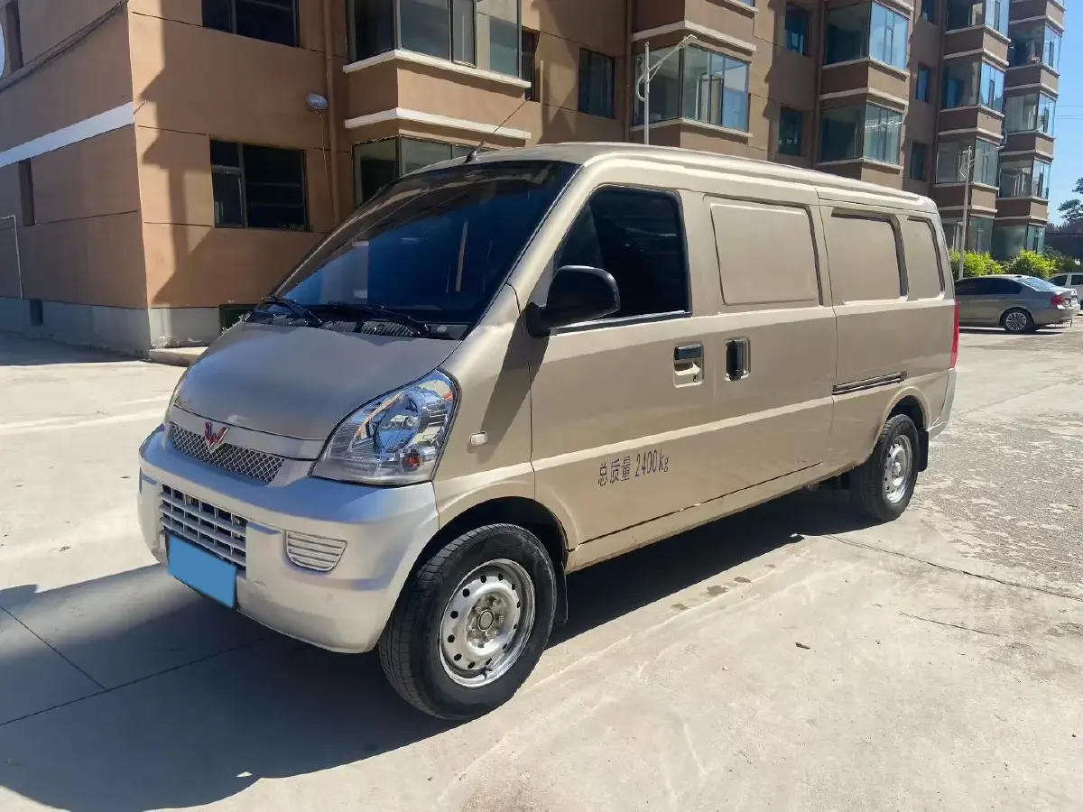 2020 WuLing RongGuang EV BEV 41.6KWH