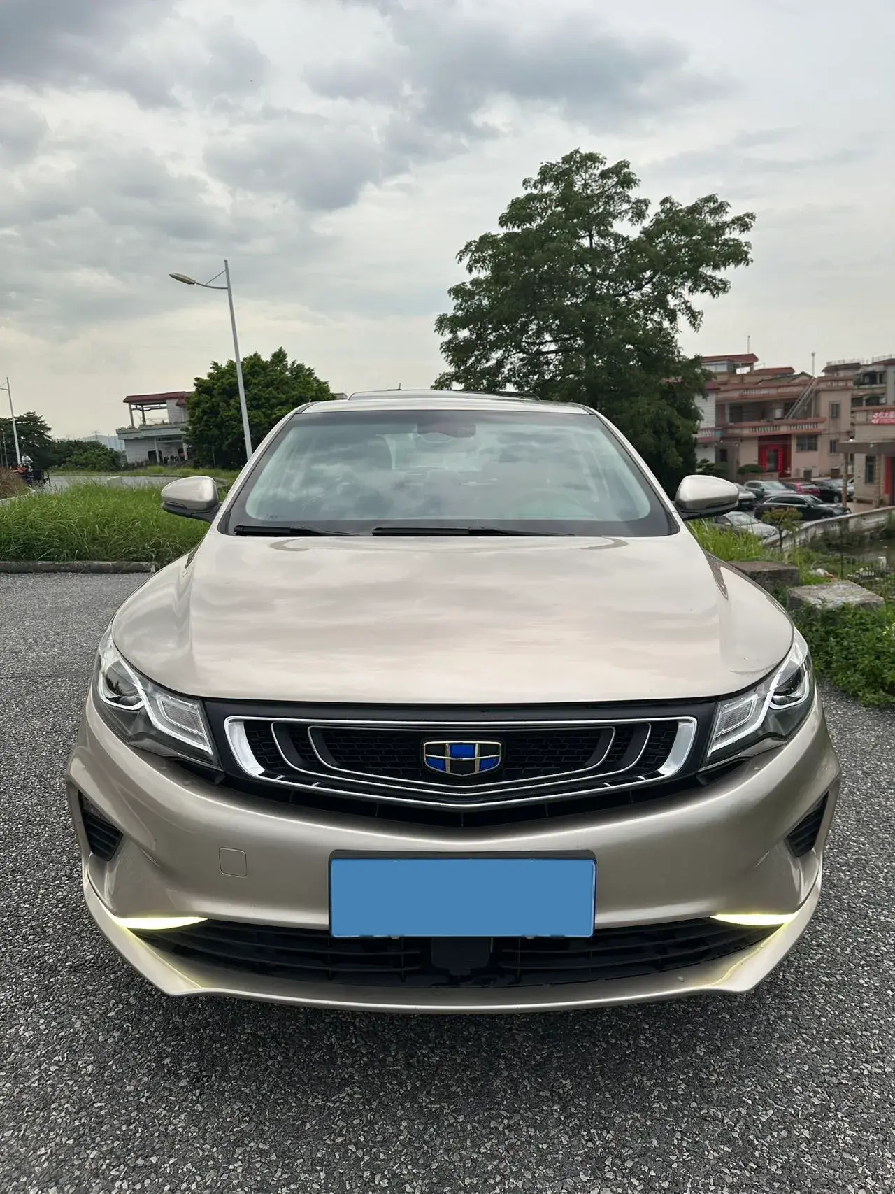 2017 GEELY EMGRAND thumbnail 2