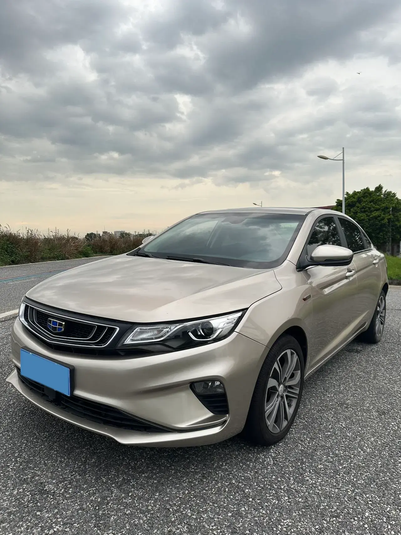 2017 GEELY EMGRAND view 1