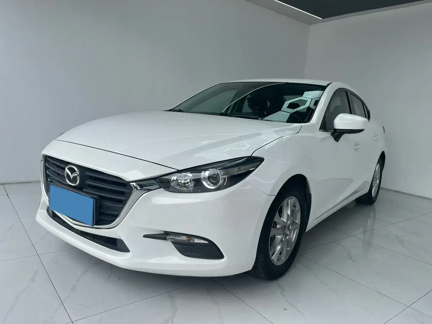 2019 MAZDA 3 view 1