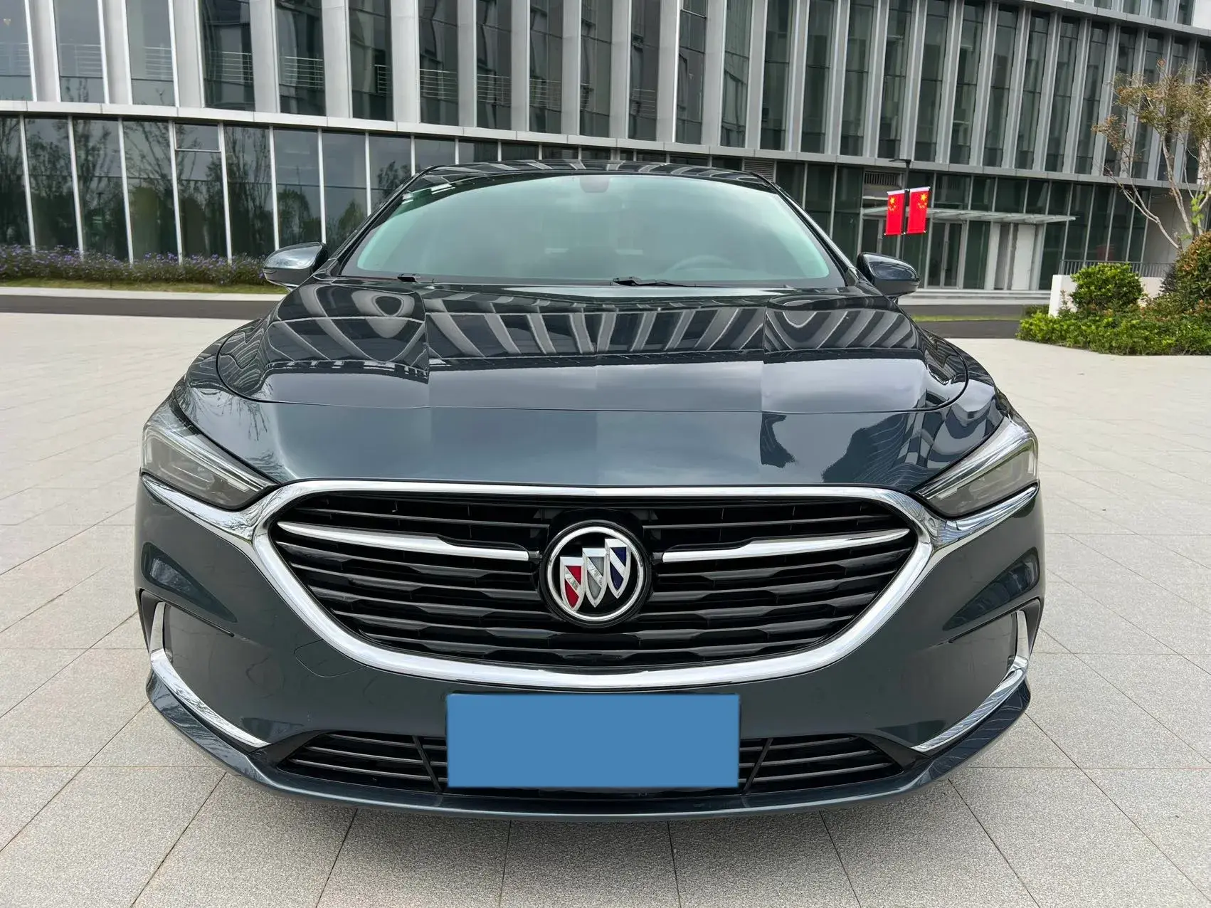 2022 BUICK LARCOSSE thumbnail 2