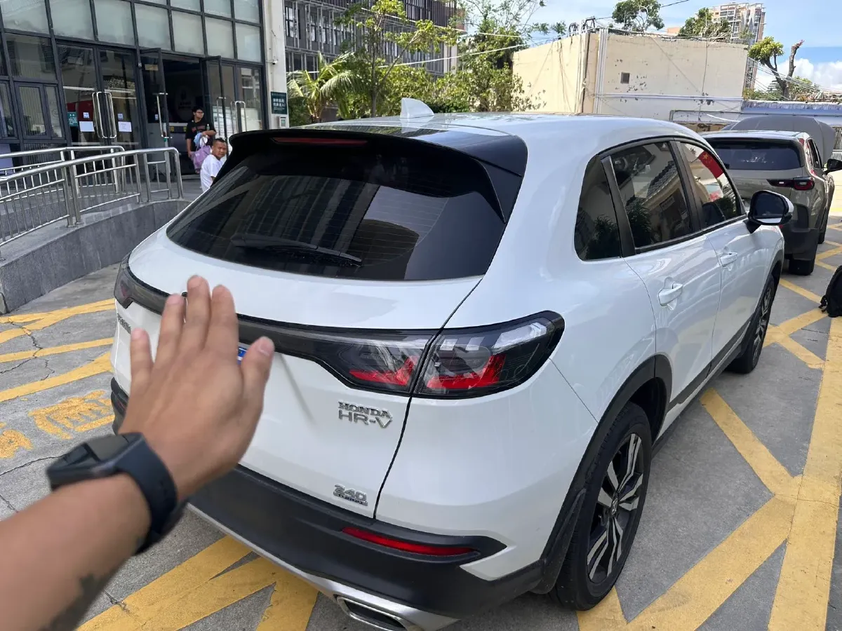 2023 Honda HR-V 1.5T 182HP L4 CVT,autocango,china used car exporter,china ev exporter,chinese used car exporter,chinese used ev exporter