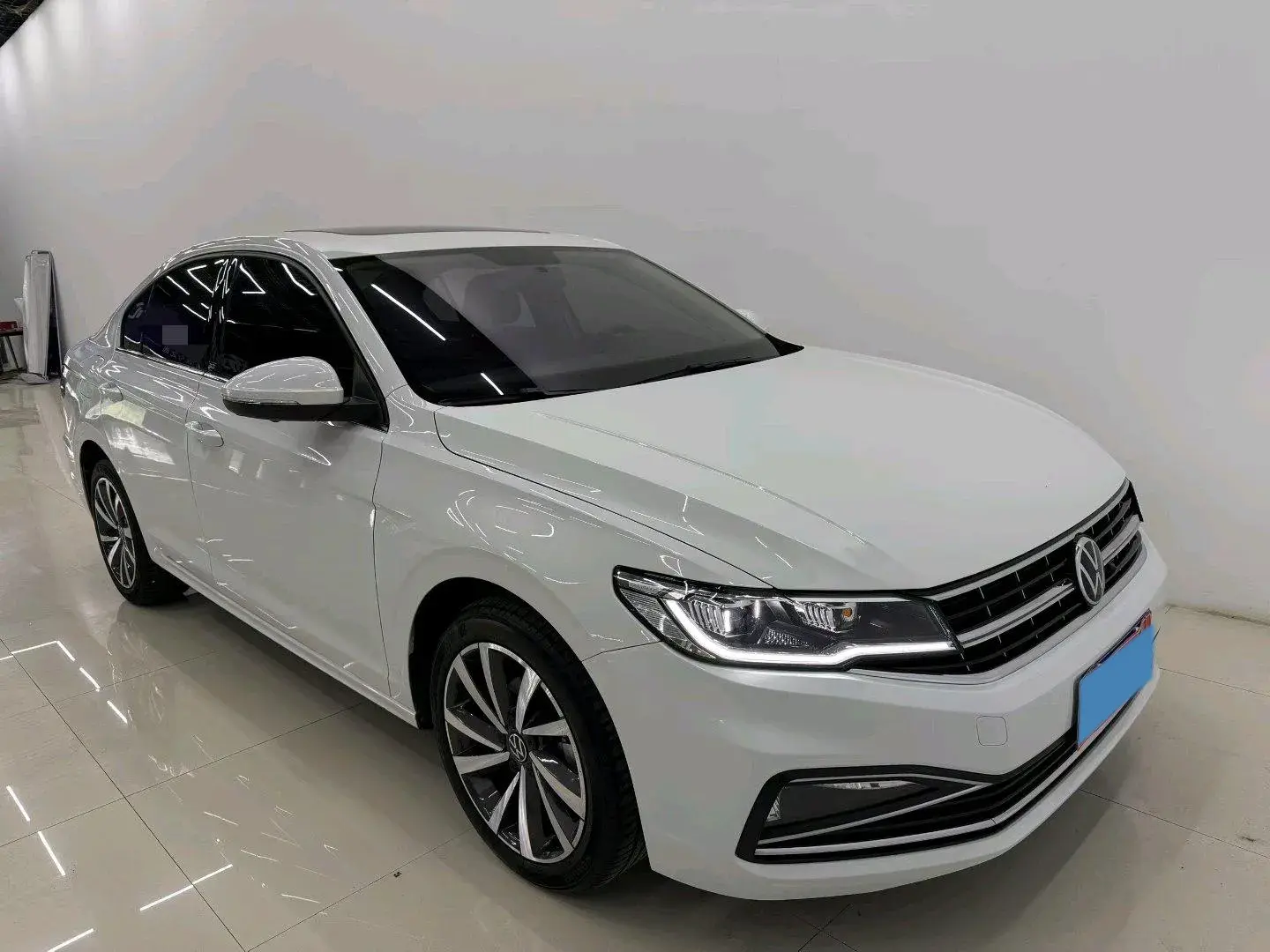 2021 VOLKSWAGEN BORA thumbnail 2