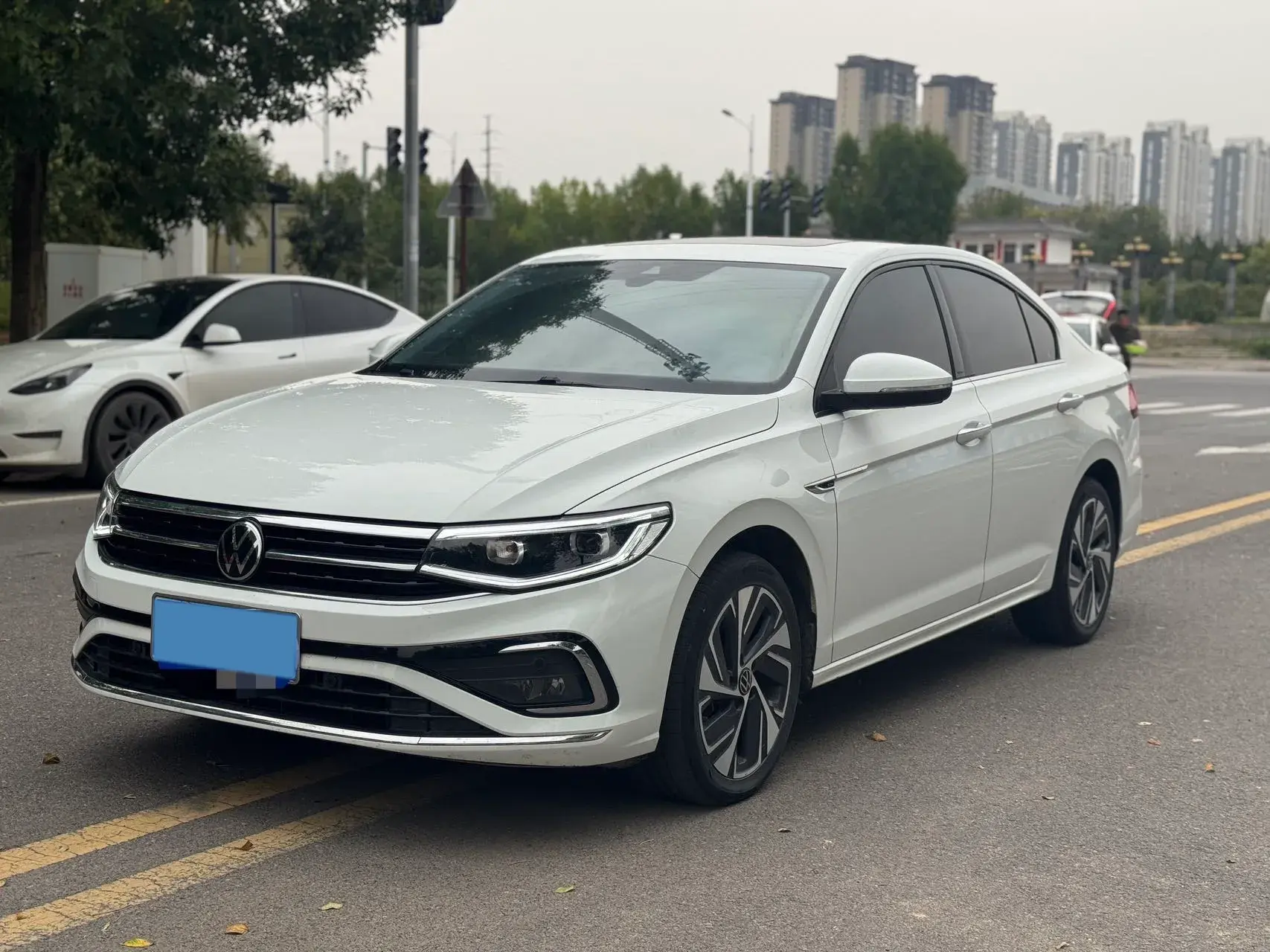 2023 VOLKSWAGEN BORA view 1