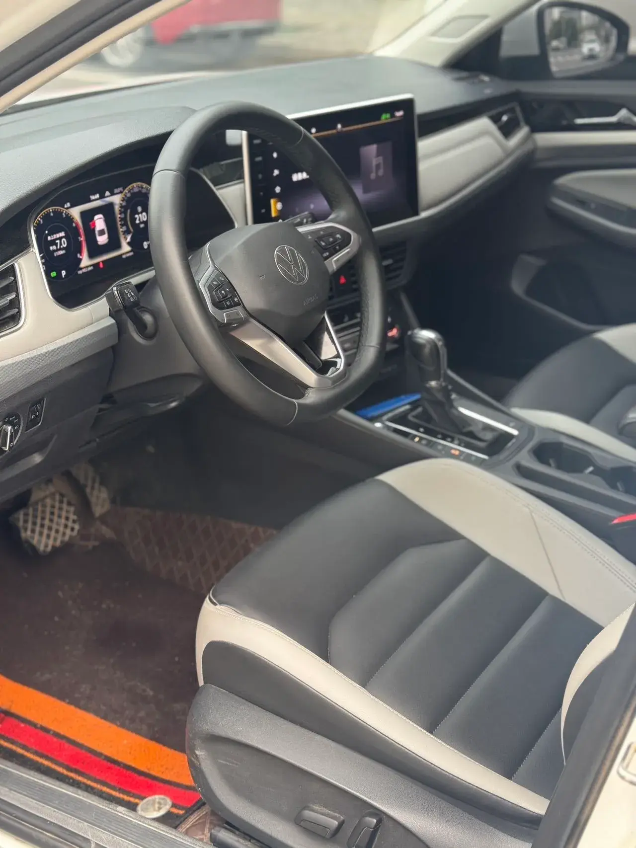 2023 VOLKSWAGEN BORA thumbnail 2