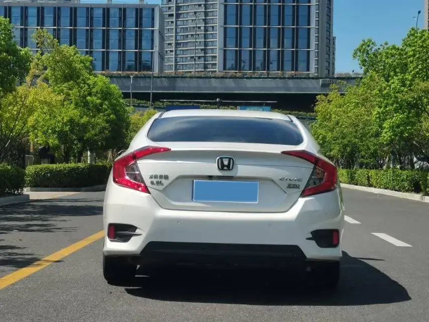 2019 HONDA CIVIC thumbnail 4