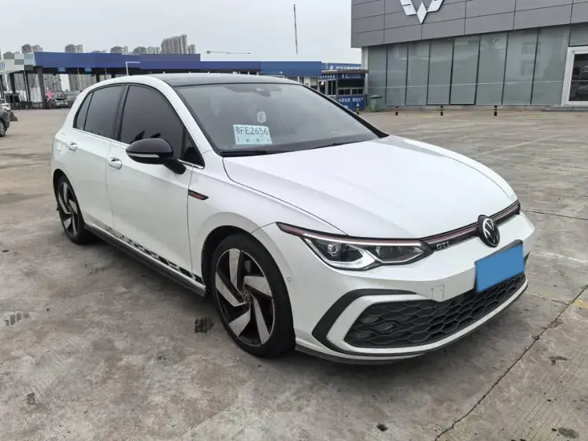 2021 VOLKSWAGEN GOLFGTI thumbnail 3