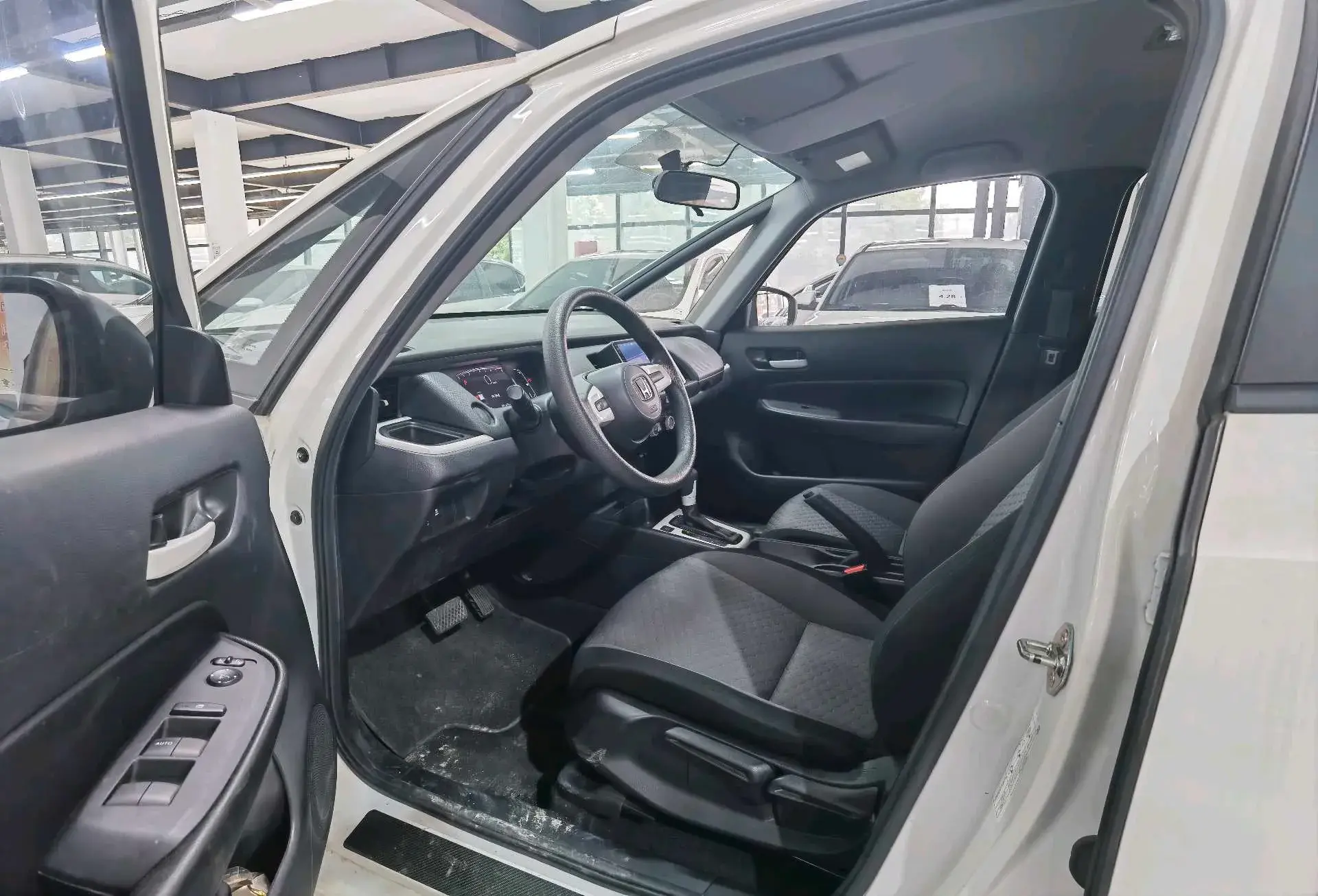 2021 HONDA FIT thumbnail 4