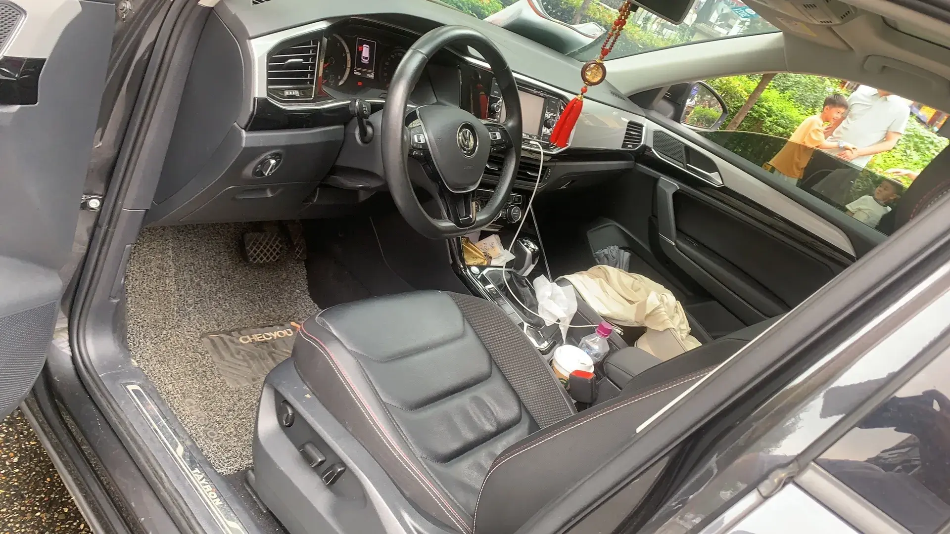 2019 VOLKSWAGEN TAYRON thumbnail 2