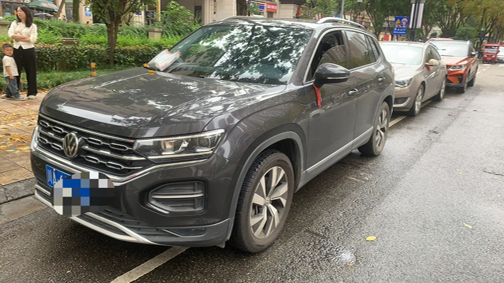 2019 VOLKSWAGEN TAYRON view 1