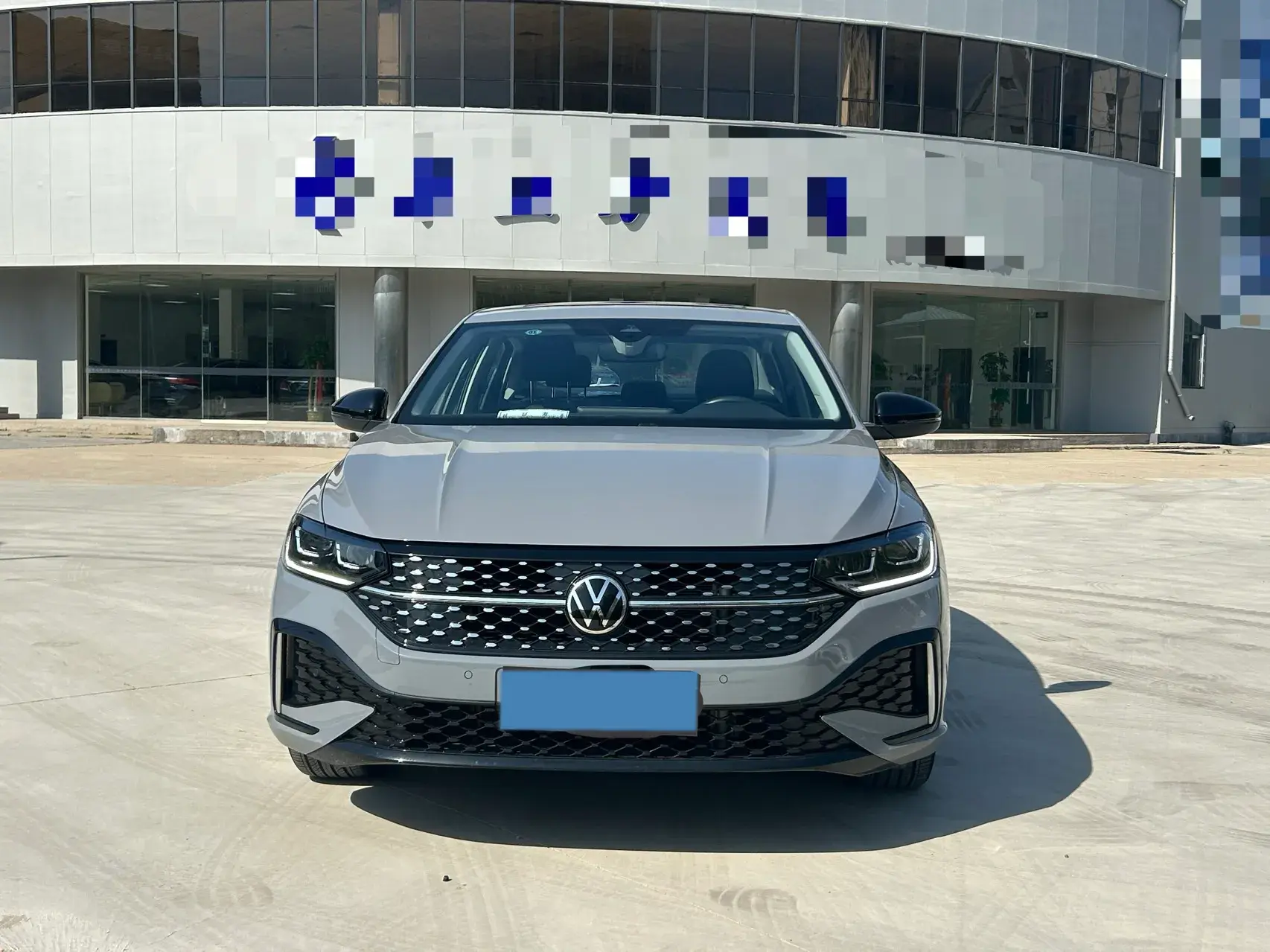 2023 VOLKSWAGEN LAVIDA thumbnail 2