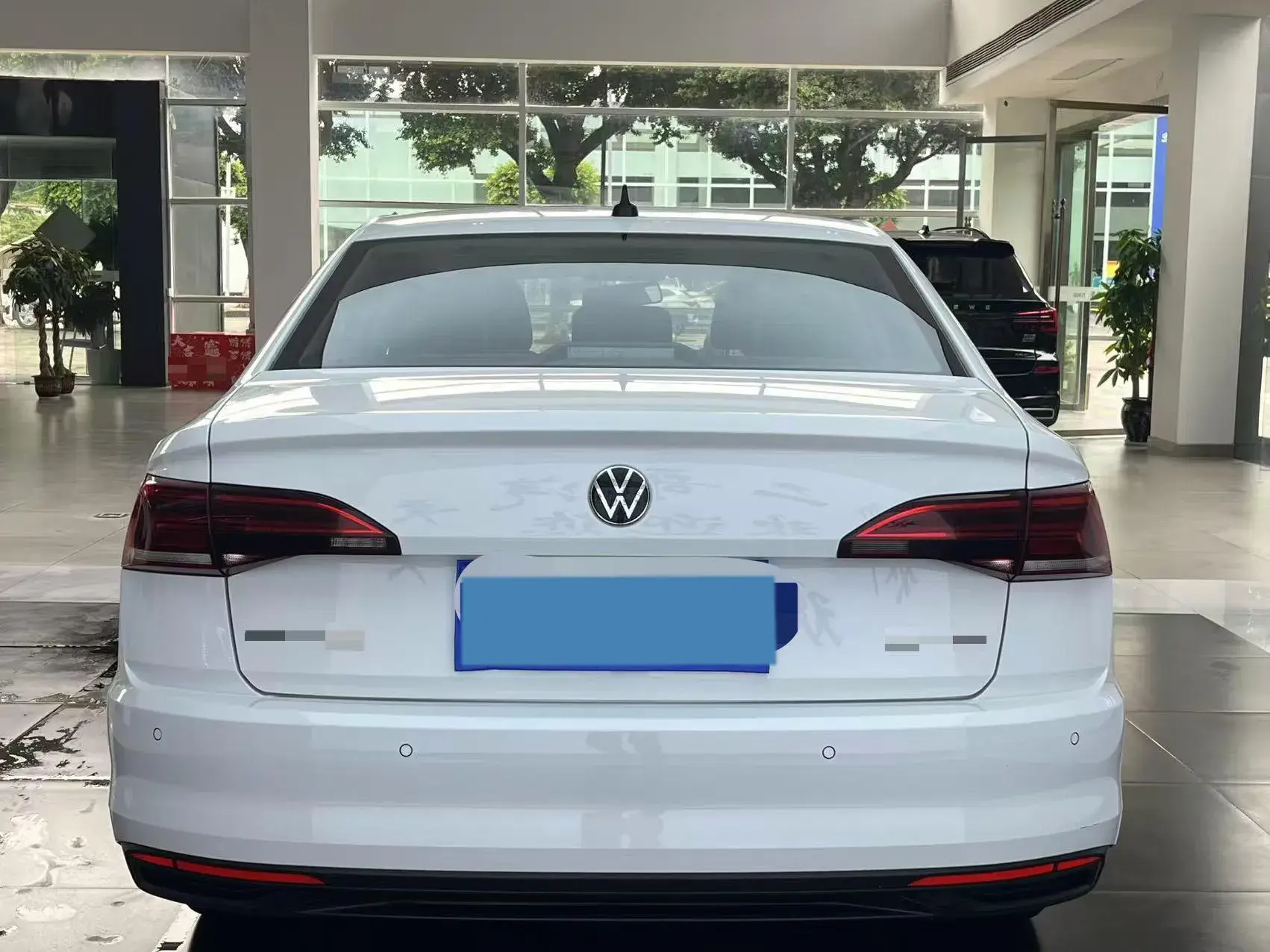 2021 VOLKSWAGEN BORA thumbnail 4