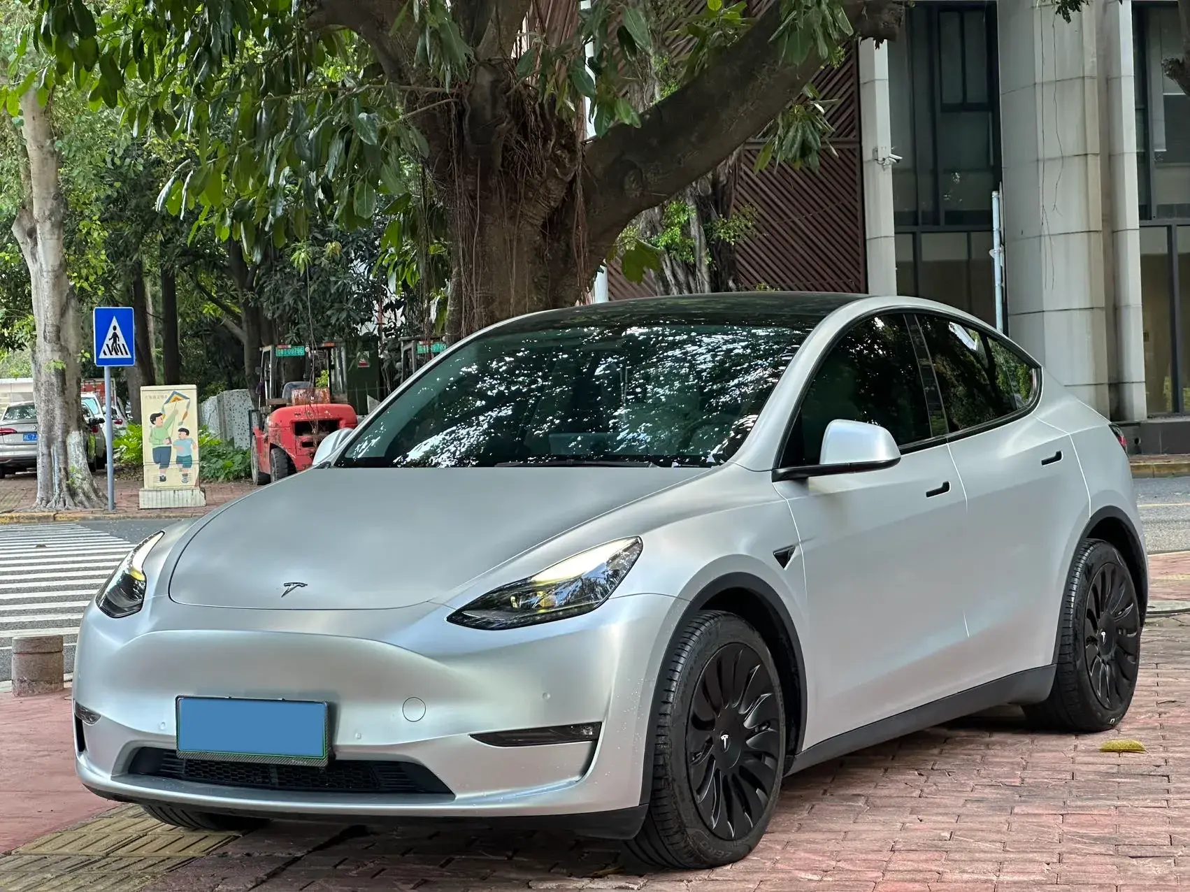 2021 TESLA MODEL view 1