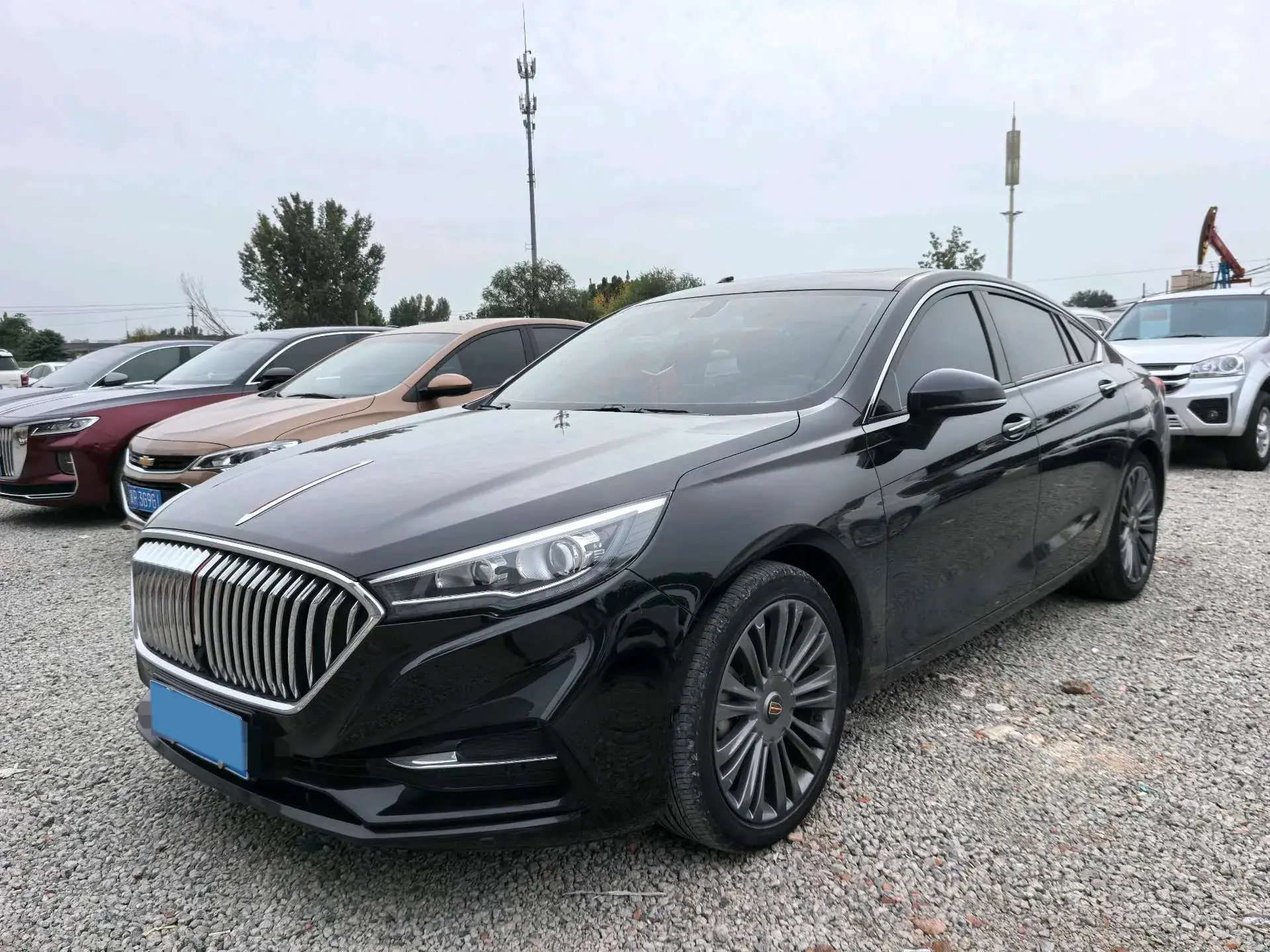 2020 HONGQI H5 view 1