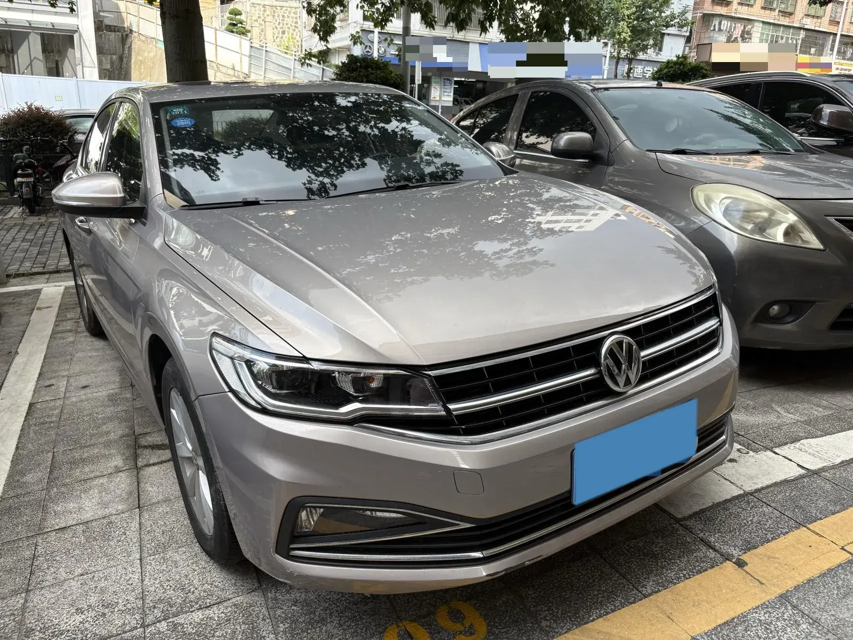 2019 VOLKSWAGEN BORA thumbnail 3