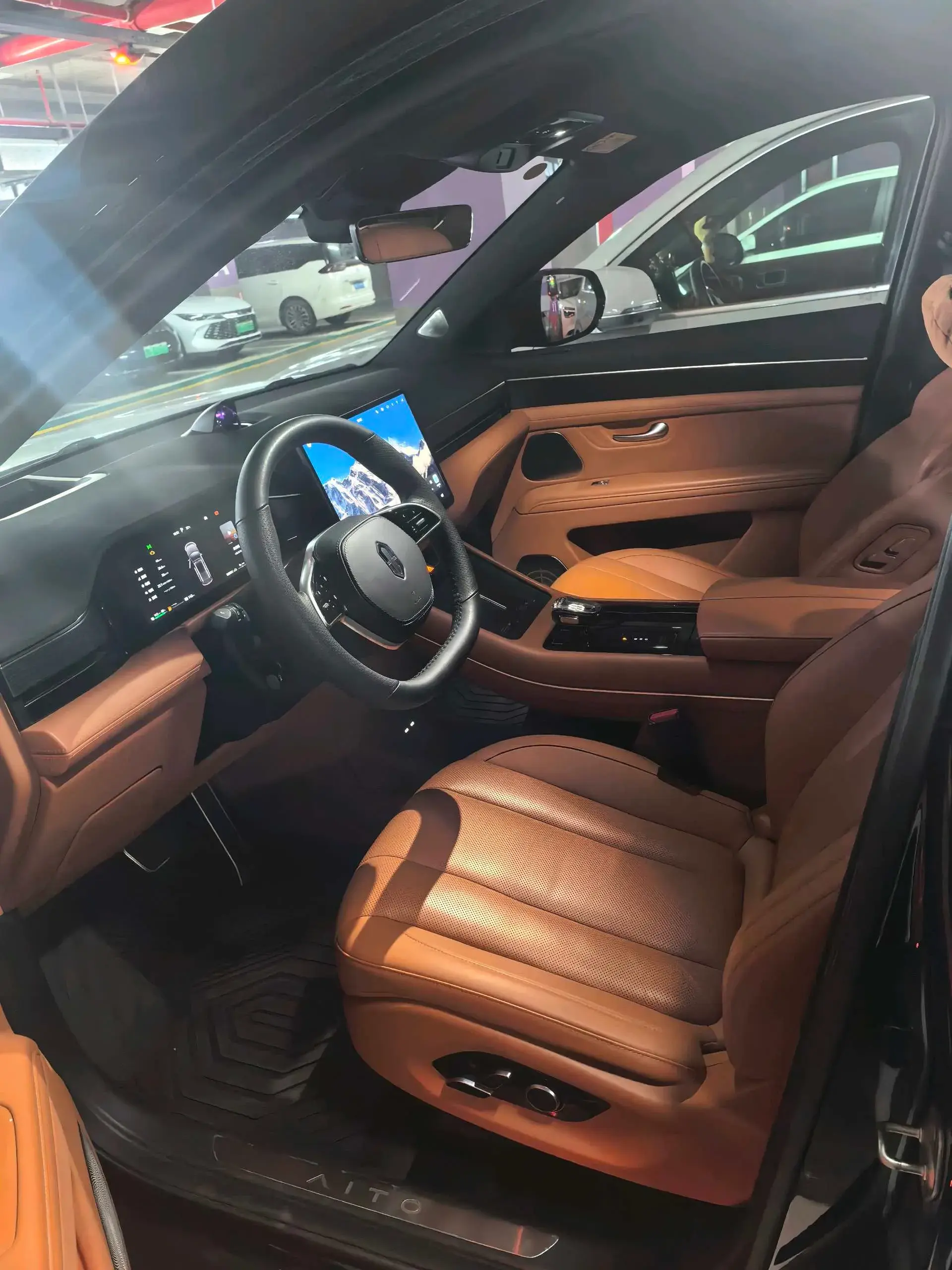 2024 AITO AITO thumbnail 3