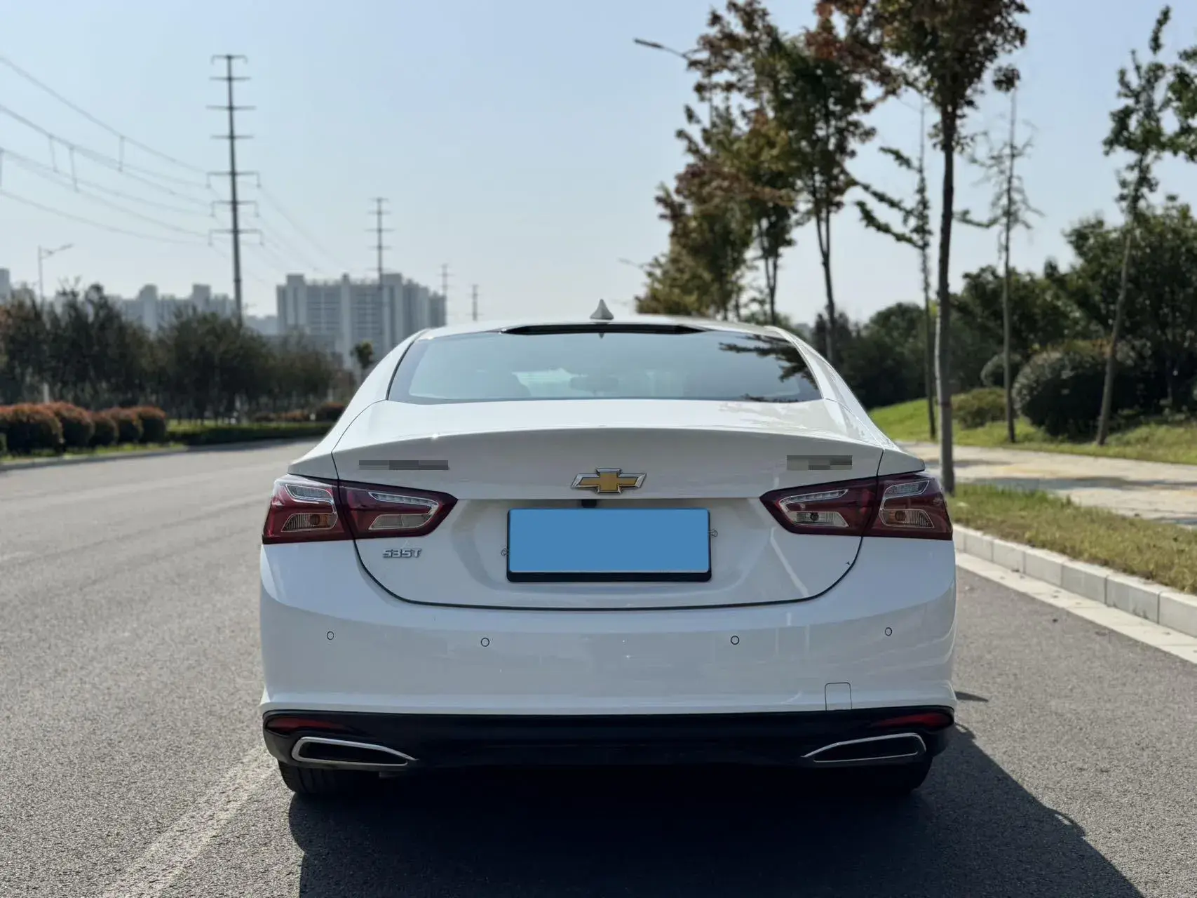 2022 CHEVROLET MALIBU thumbnail 4
