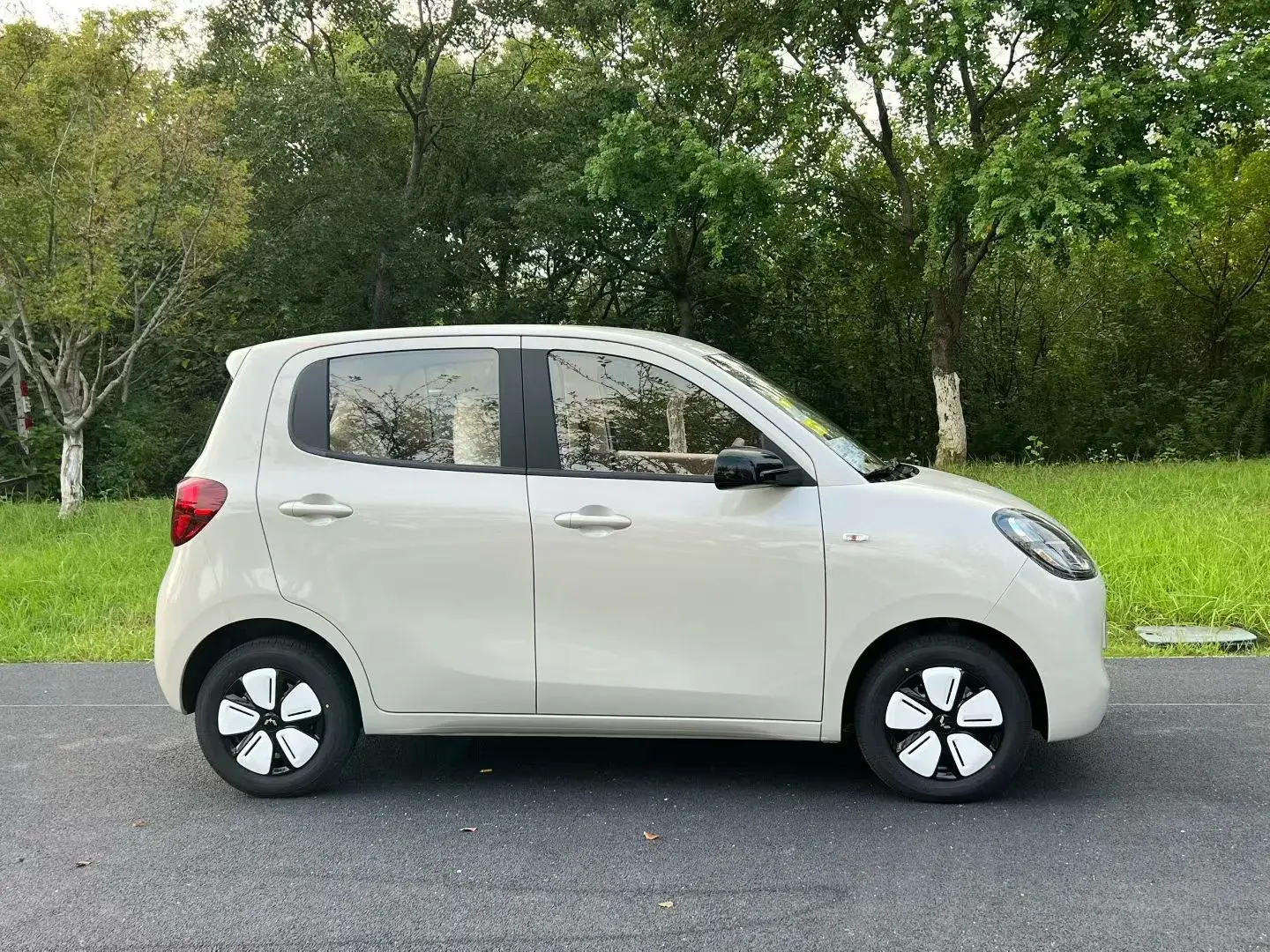 2025 WULING HONGGUANG thumbnail 4