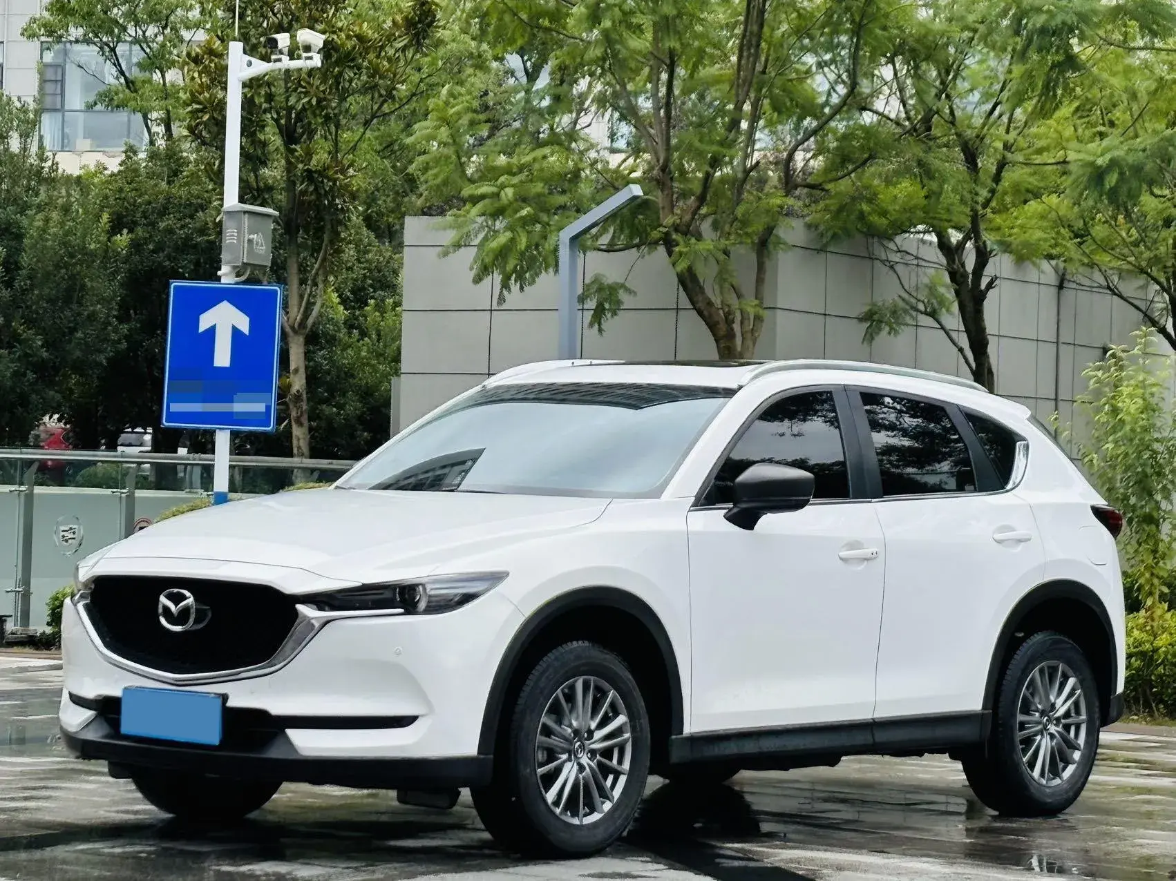 2017 MAZDA CX-5 view 1