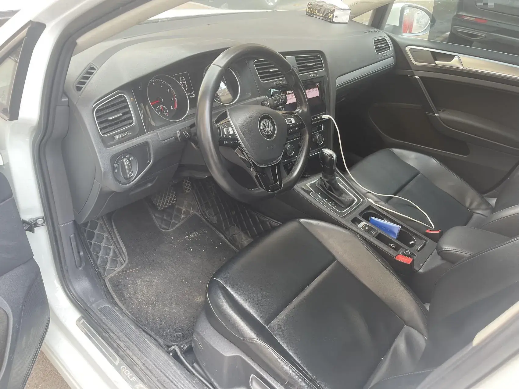 2019 VOLKSWAGEN GOLF thumbnail 2