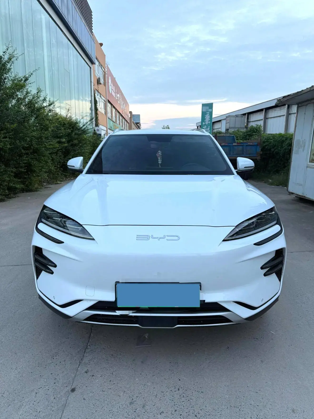 2024 BYD SONG thumbnail 2