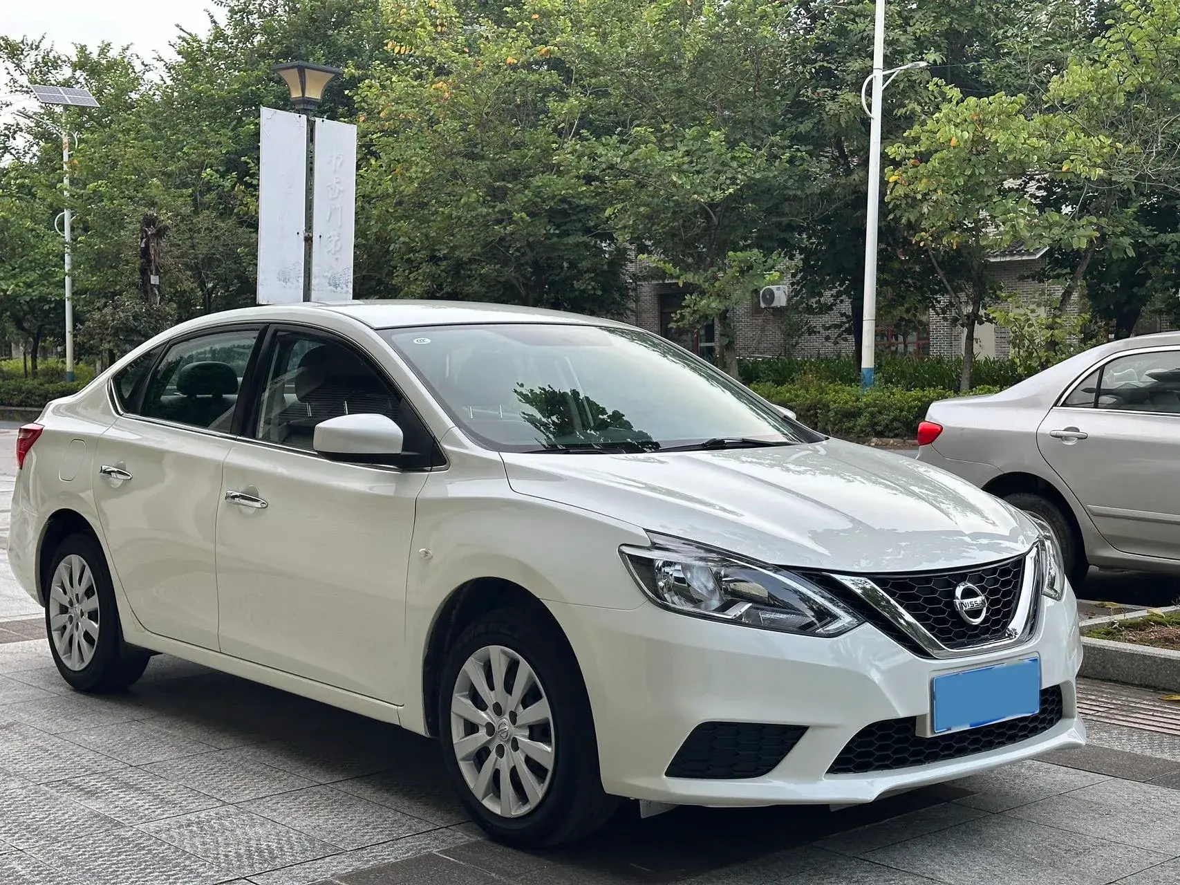 2021 NISSAN SYLPHY thumbnail 2