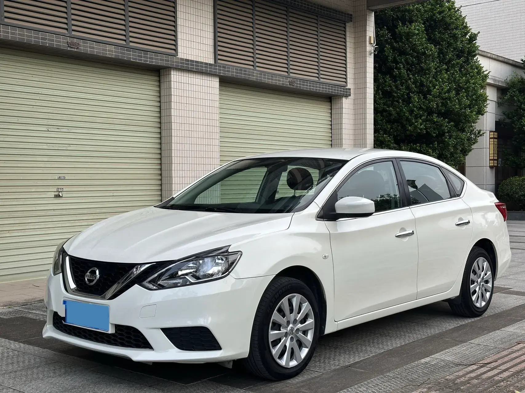 2021 NISSAN SYLPHY view 1