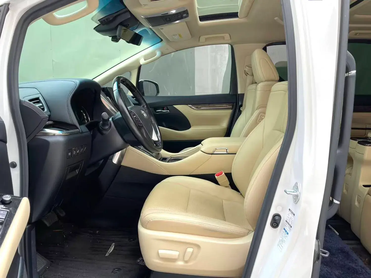 2021 TOYOTA VELLFIRE thumbnail 3