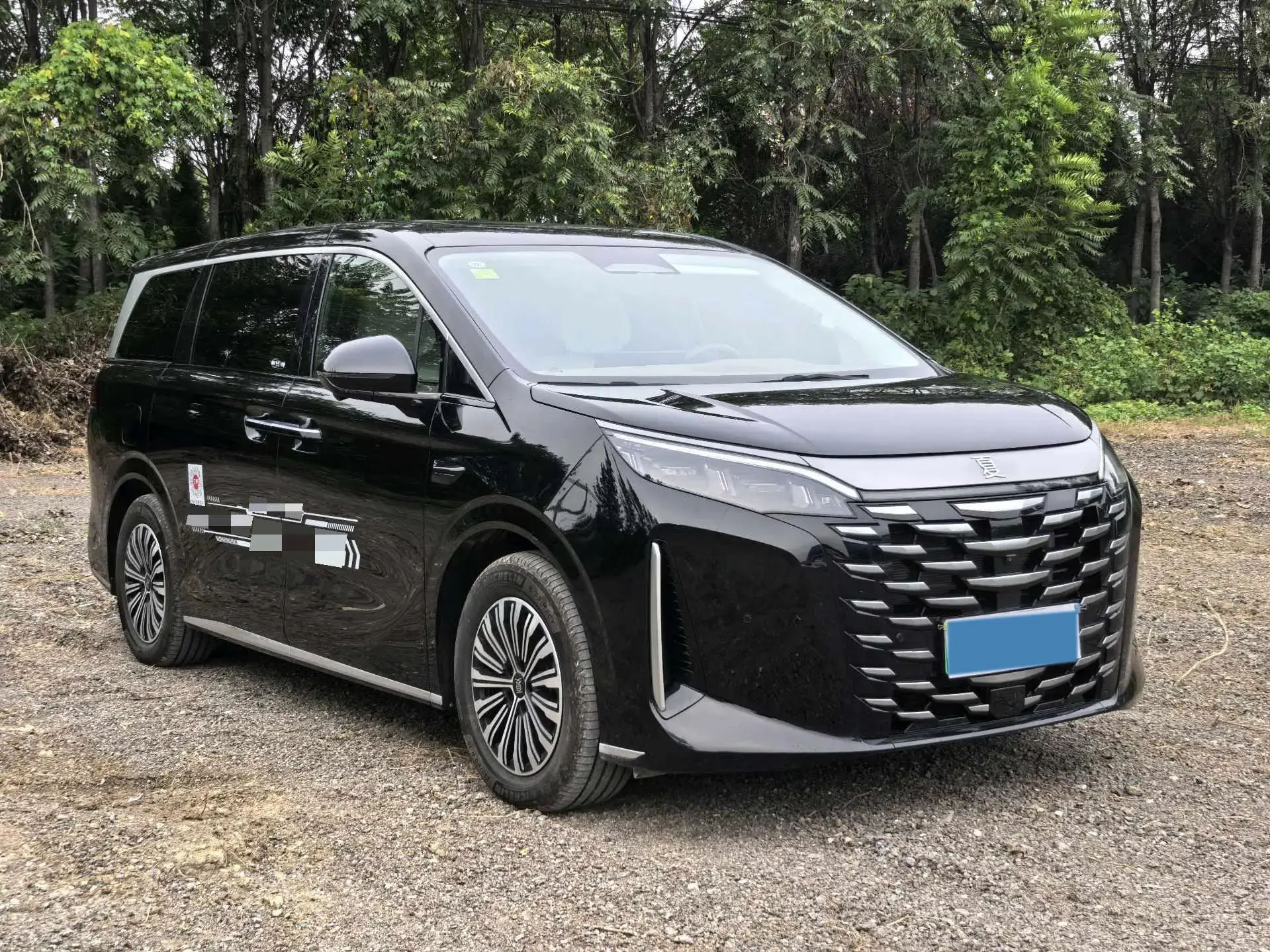 2025 BYD XIA thumbnail 3