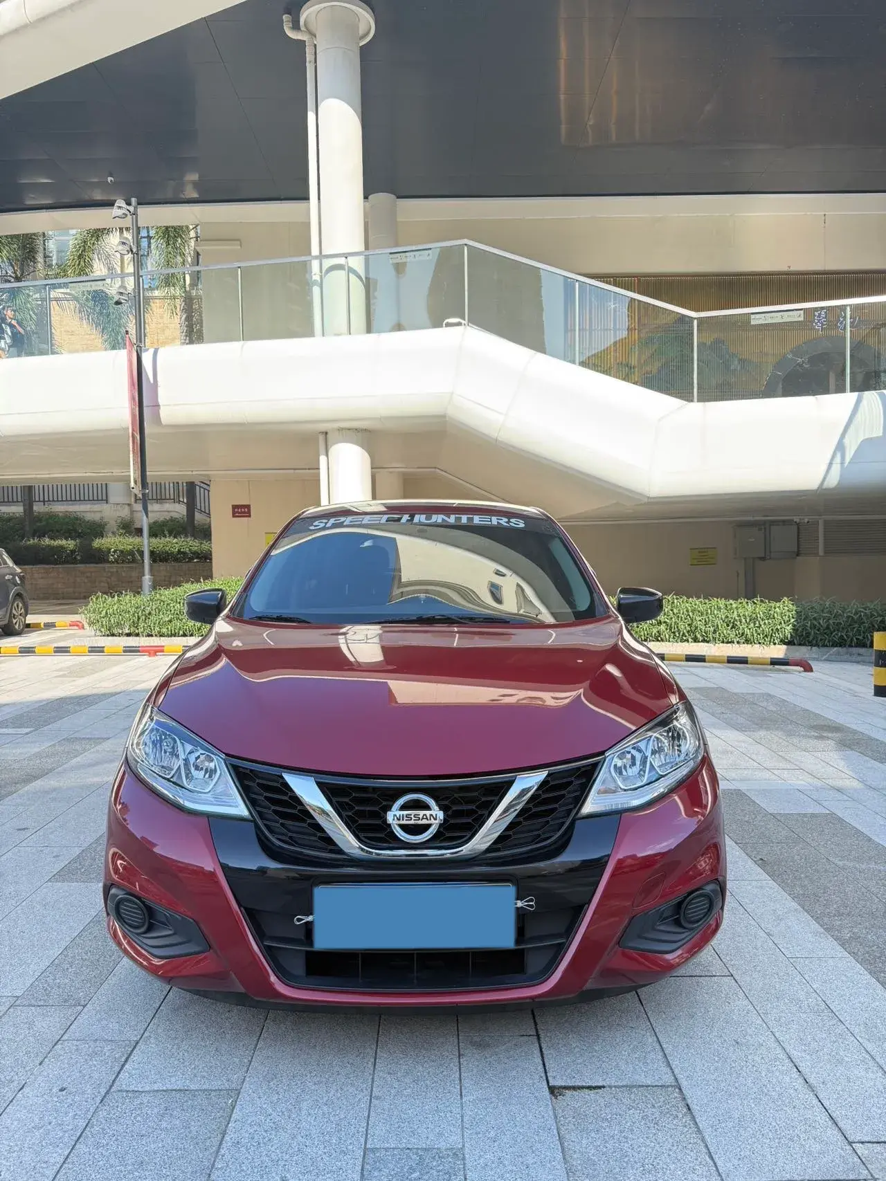 2020 NISSAN TIIDA thumbnail 2