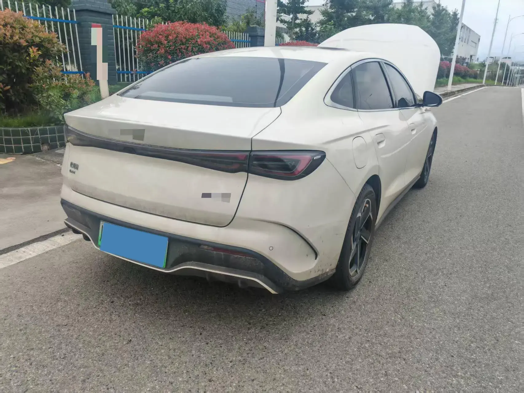 2024 BYD SEAL thumbnail 2