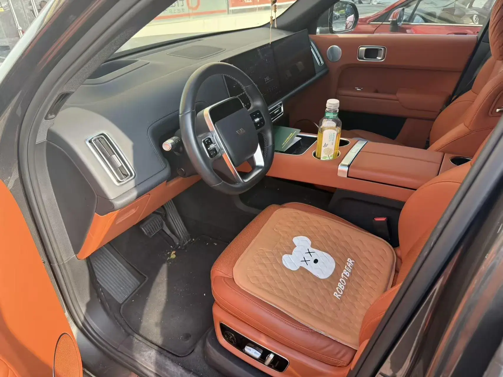 2022 LI L9 thumbnail 2