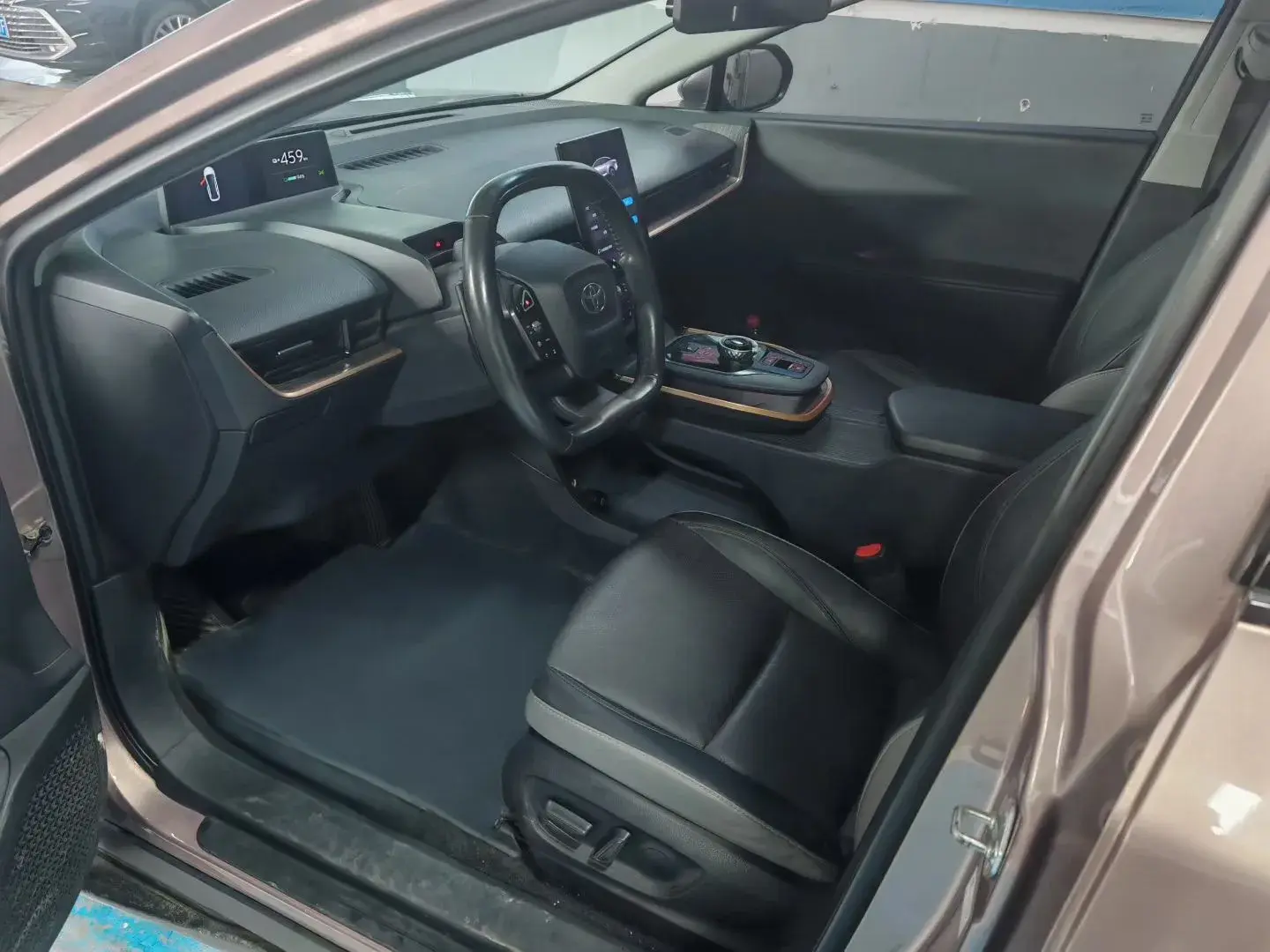 2023 TOYOTA BZ3 thumbnail 4