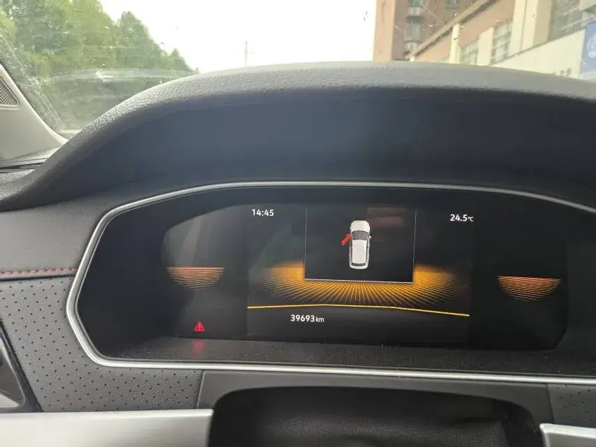 2023 VOLKSWAGEN LAVIDA thumbnail 3