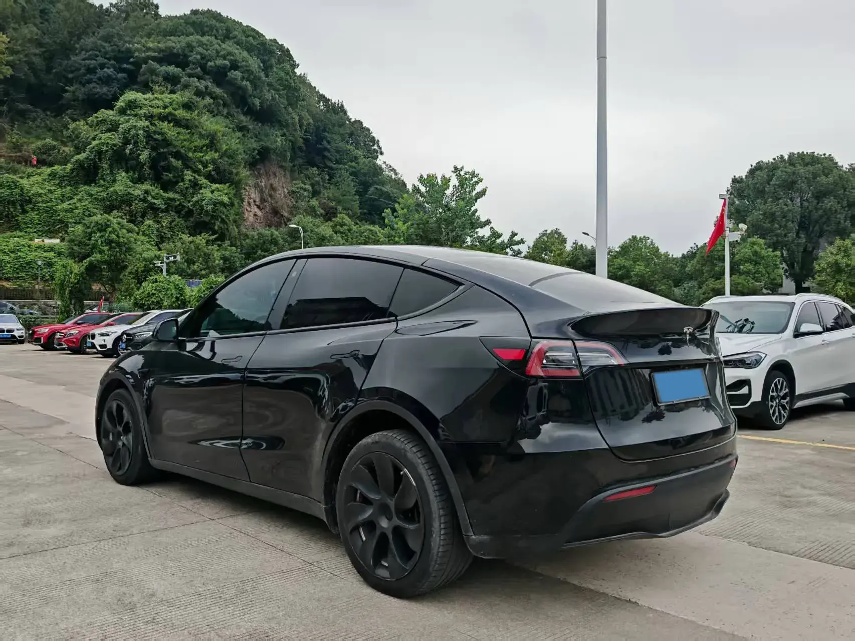 2021 TESLA MODEL thumbnail 4