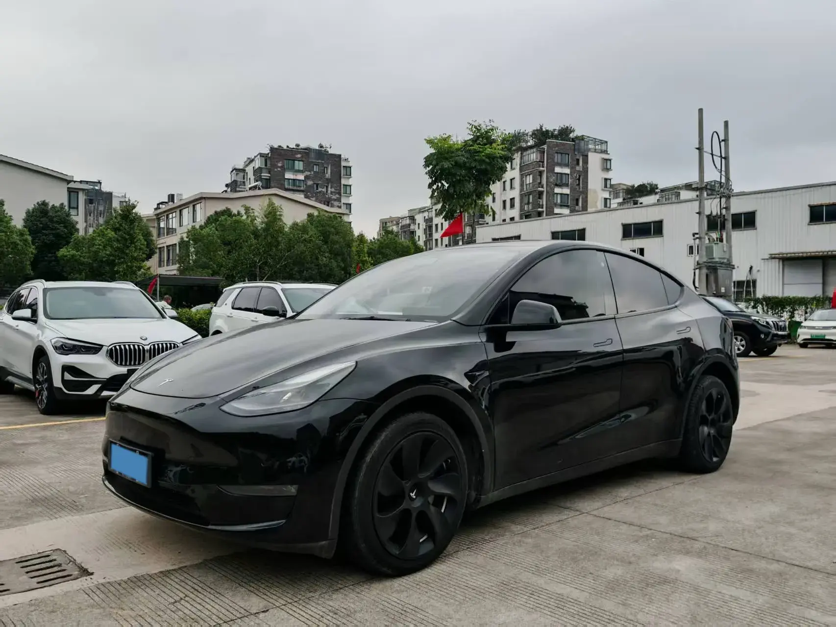 2021 TESLA MODEL view 1