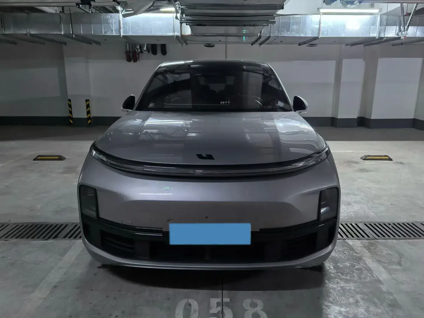 2023 LI L9 thumbnail 3