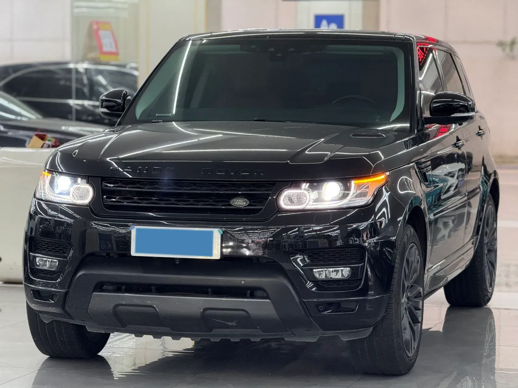 2017 LAND ROVER view 1