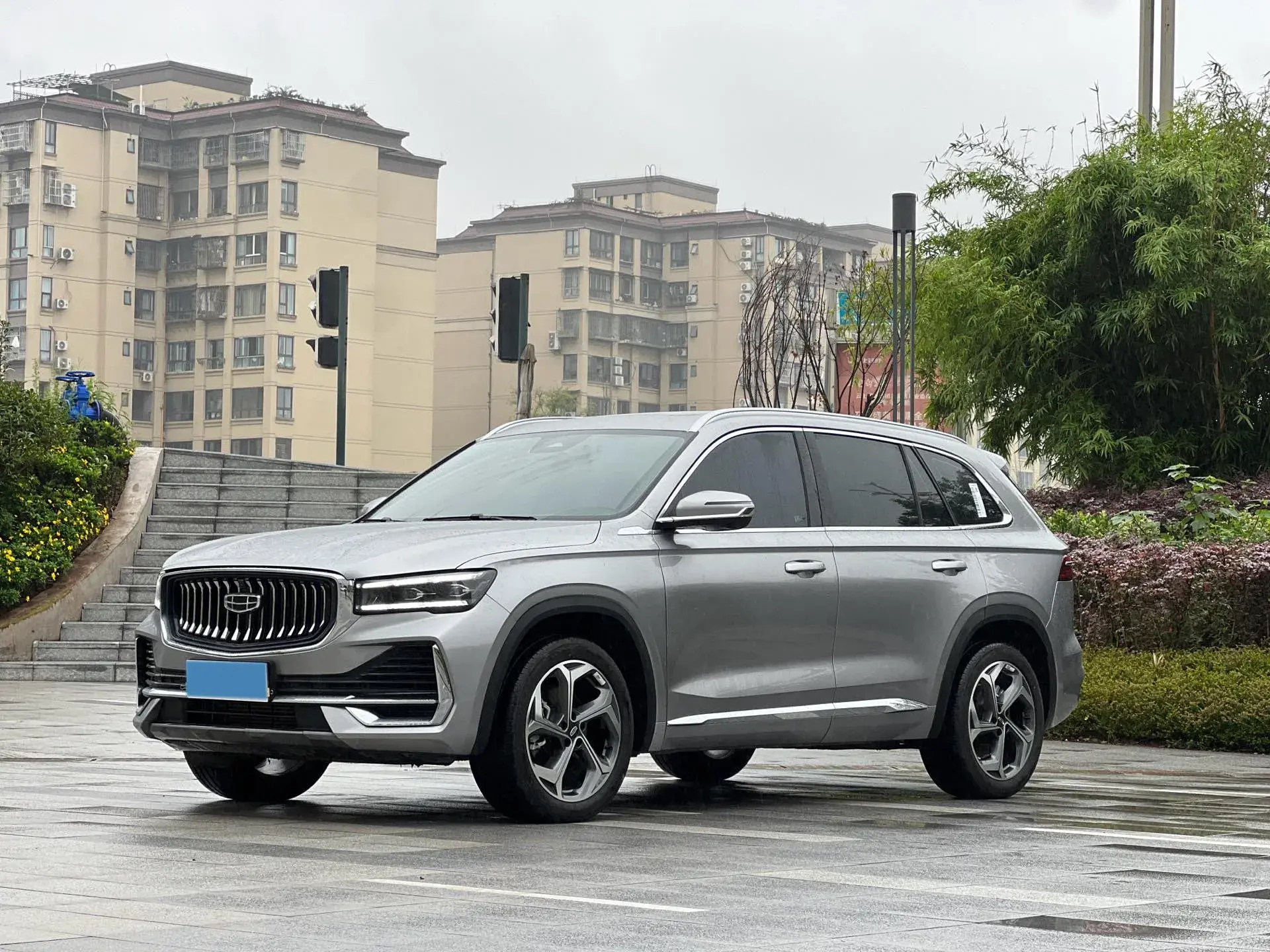 2024 GEELY MONJARO view 1