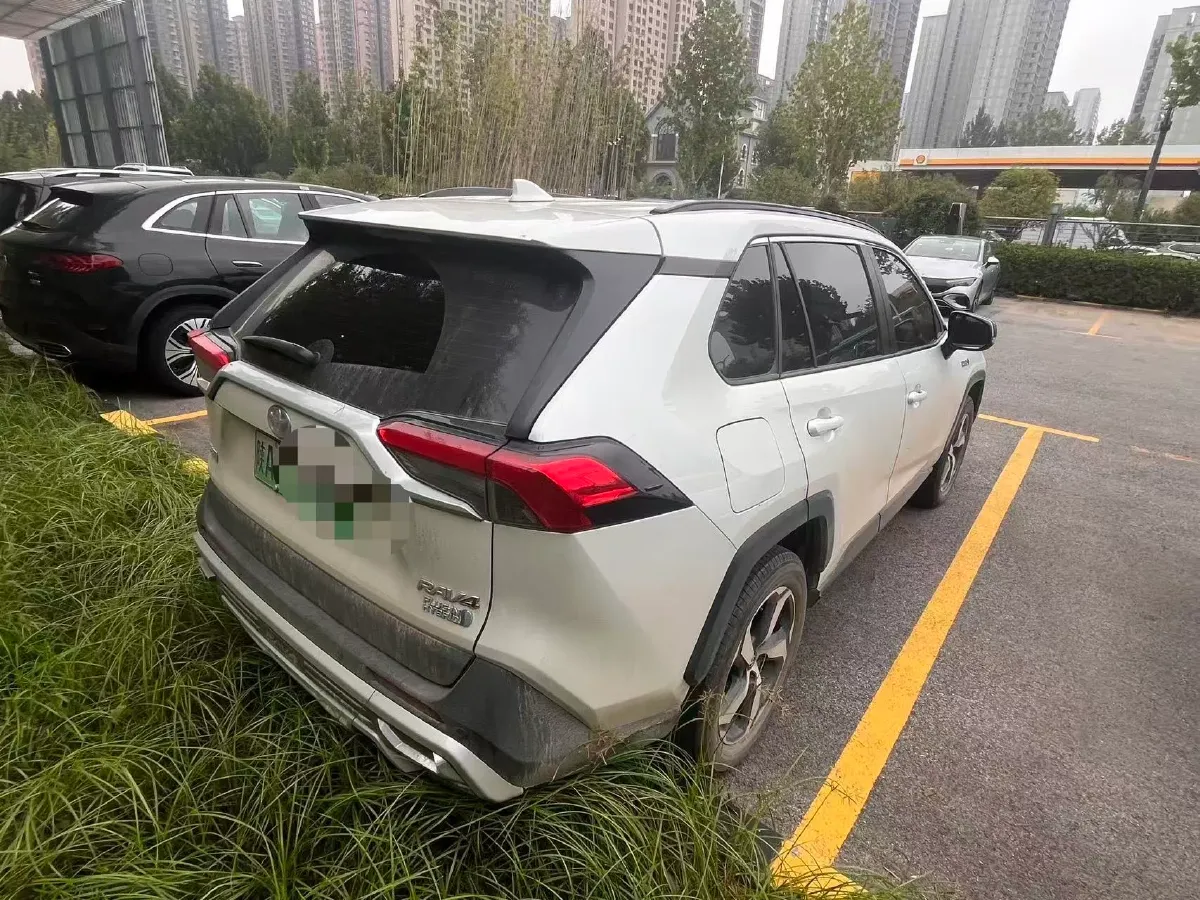 2021 Toyota RAV4 Hybird E+ 2.5L 180HP L4 E-CVT PHEV 15.984KWH,autocango,china used car exporter,china ev exporter,chinese used car exporter,chinese used ev exporter